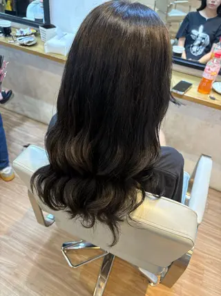 セミロング 韓国ヘアー🇰🇷 MIWAのヘアスタイル