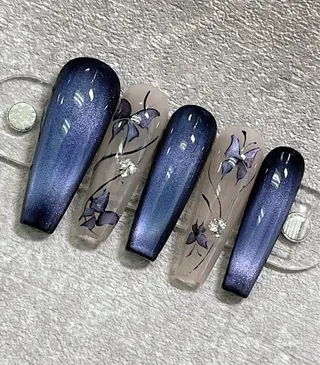 Dea かかのネイルデザイン