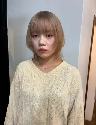 ショート nacoハイトーン ベージュ🍒のヘアスタイル