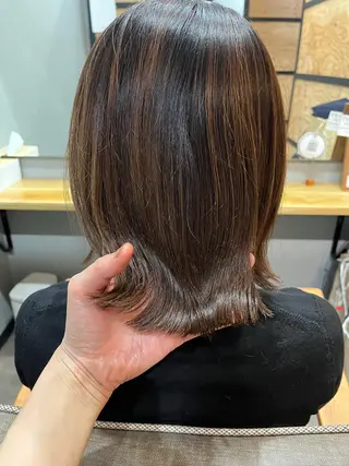 セミロング カラー パーマ ヘアアレンジ メンズ キッズ ネイル マツエク・マツパ アイブロウ 久木原 ゆりのヘアスタイル