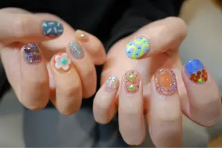 ネイル tsumeasobi 🪬macoのネイルデザイン