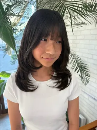 セミロング ゆう/大阪豊中/海外 カラー/艶カラーのヘアスタイル