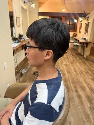 ショート メンズ 吉岡 奏海のヘアスタイル