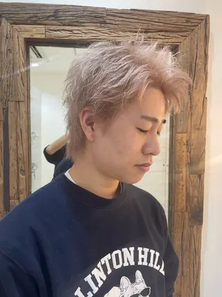 カラー 新田 章太郎のヘアスタイル