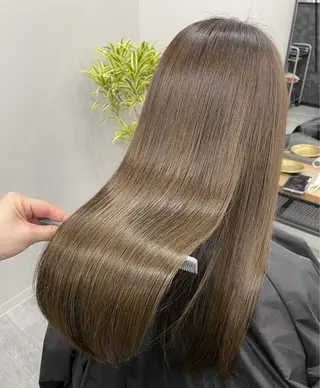 カラー roka イシハラのヘアスタイル