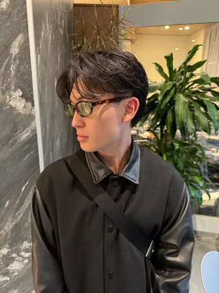 ミディアム パーマ メンズ 💈原宿指名No.1 センターパート💈のヘアスタイル