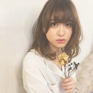 ミディアム 鎌倉 彩のヘアスタイル