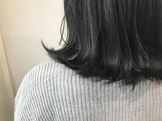ミディアム 黒神 浩之のヘアスタイル