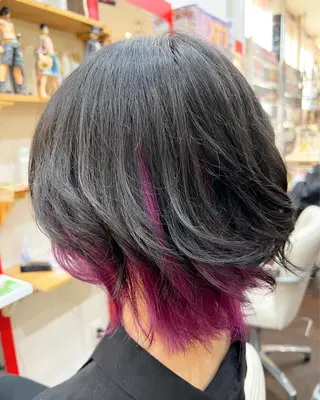 カラー まさき✂︎ブリーチ／ デザインカラーのヘアスタイル