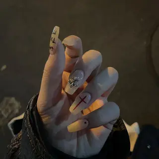 ネイル Eveネイル チップスカルプ専門店のネイルデザイン