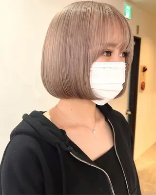 ショート カラー RAIMA ケアハイトーンのヘアスタイル