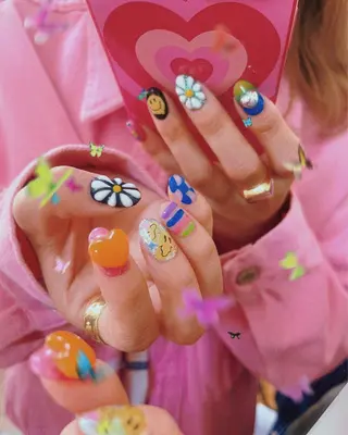 ネイル HN haluca nailのネイルデザイン
