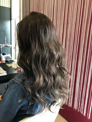 ミディアム カラー ヘアアレンジ 大塚 貴之のヘアスタイル