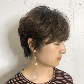 ショート 顔周りの垢抜けヘア 立山愛梨のヘアスタイル