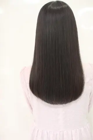 セミロング onishi yoshinaoのヘアスタイル