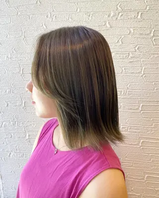 ミディアム 艶感🫧透明感カラー YUKARIのヘアスタイル