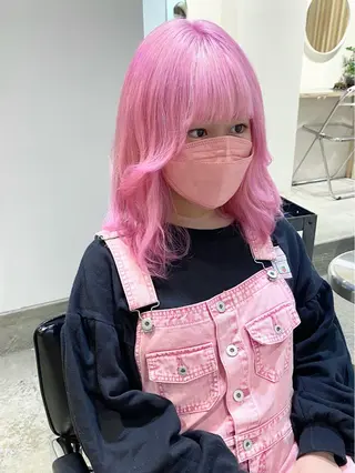 セミロング サイレント美容師 アイリィのヘアスタイル