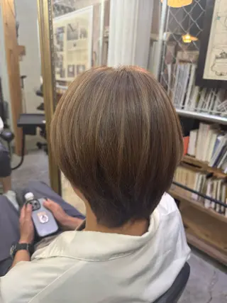 ショート カラー ノマニカバイ ルレーヴ所属・廣野 愛香のヘアスタイル