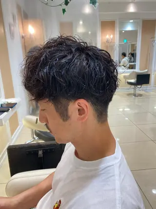 ショート パーマ メンズ メンズ特化型美容師 栗山勇人のヘアスタイル