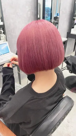 ショート カラー LUXBE LUCE 愁のヘアスタイル