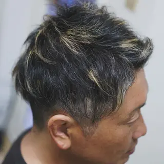 ショート カラー メンズ 中島 剛のヘアスタイル