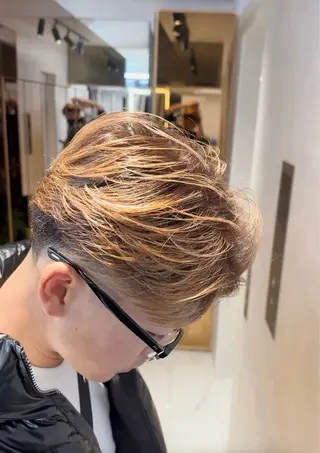 カラー バレイヤージュ ／ ユウイのヘアスタイル