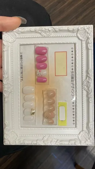 ネイル EYEST クロダのネイルデザイン