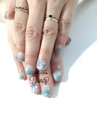 ネイル Trinity staffのネイルデザイン