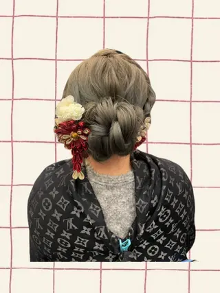 ヘアアレンジ ハイトーン/透明感 yuinaのヘアスタイル
