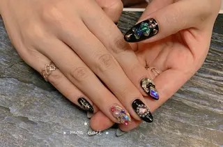 ネイル MoaNail🫶 Yoshiのネイルデザイン