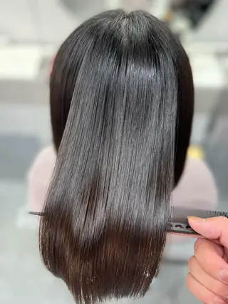 セミロング カラー 髪質改善縮毛矯正なら ✨伊藤佳祐✨のヘアスタイル