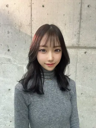 カラー 堀 愛希子のヘアスタイル