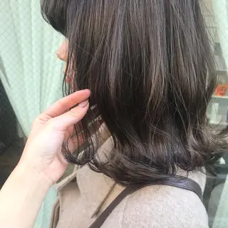 ミディアム 池上 みゆのヘアスタイル