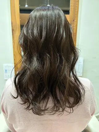 セミロング 平野 佑有のヘアスタイル