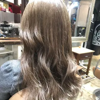 ロング カラー サロンドミルク 原宿のヘアスタイル