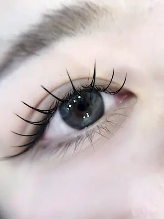 マツエク・マツパ Rinata 西宮店所属・eyelist 優真の眉毛・アイブロウイメージ