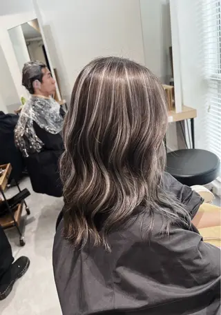 セミロング カラー 指名数No.1 /NAOYAのヘアスタイル