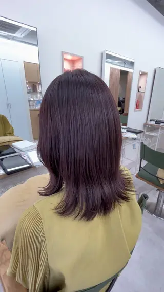ミディアム ルナ/レイヤー /ベージュのヘアスタイル