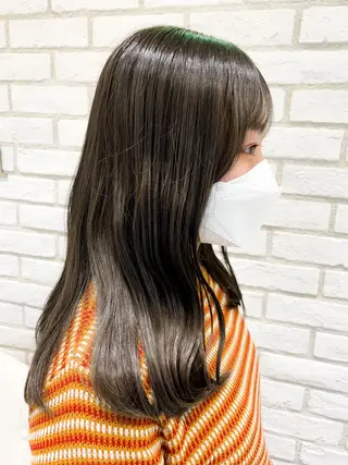 セミロング カラー 相原 瞳のヘアスタイル