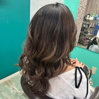 ロング 三原 友美のヘアスタイル