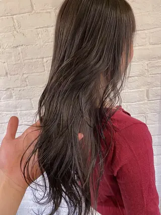 ロング カラー 吉田 光佑のヘアスタイル