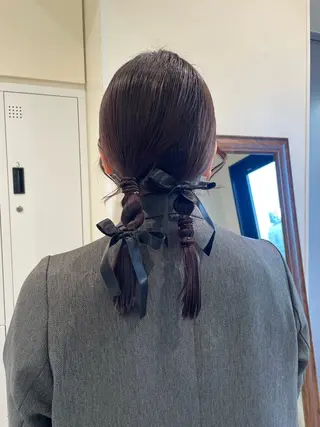 ヘアアレンジ 垢抜け小顔レイヤー オリーブ/スミレのヘアスタイル