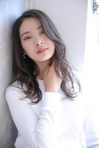 ロング カラー newi 京橋 【yuuki】のヘアスタイル