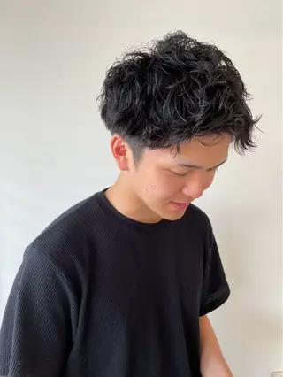 パーマ メンズ 永原 采夏のヘアスタイル
