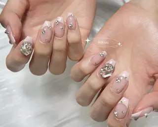 ネイル RINA 🤍のネイルデザイン
