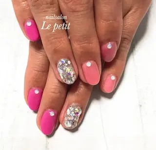 ネイル 石野 広佳のネイルデザイン