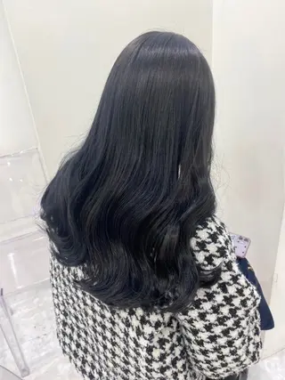 ロング カラー 透明感🤍レイヤー ベージュ‎🤍ピンクのヘアスタイル
