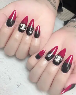 ネイル Feel ‪‪☺︎‬Yuriaのネイルデザイン