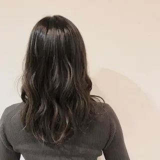 ロング パーマ 中村 玲美のヘアスタイル