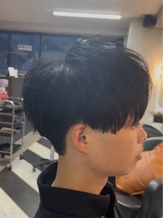 ショート カラー パーマ ヘアアレンジ メンズ 伊藤 陸のヘアスタイル